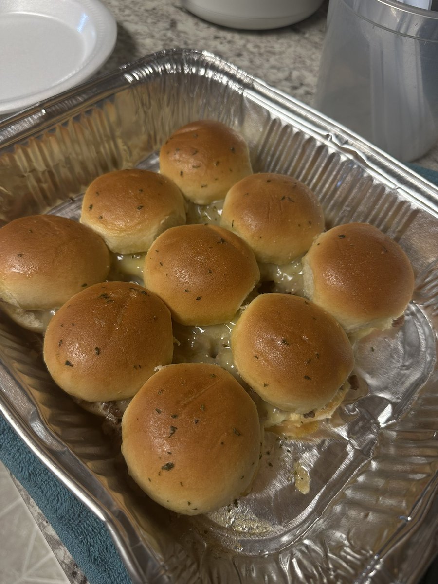 sochi on fire ⟡ .ᐟ tweet media