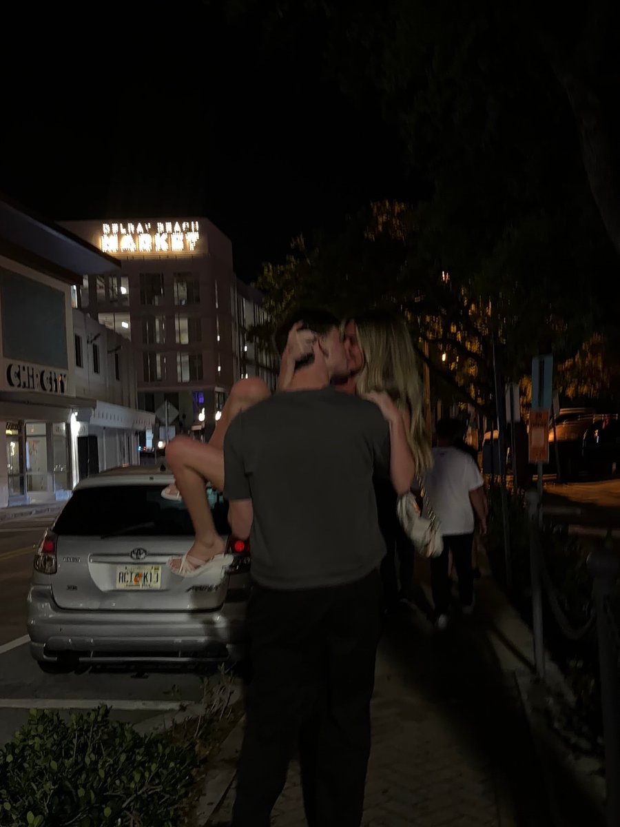 Jess ☘️💍 tweet media