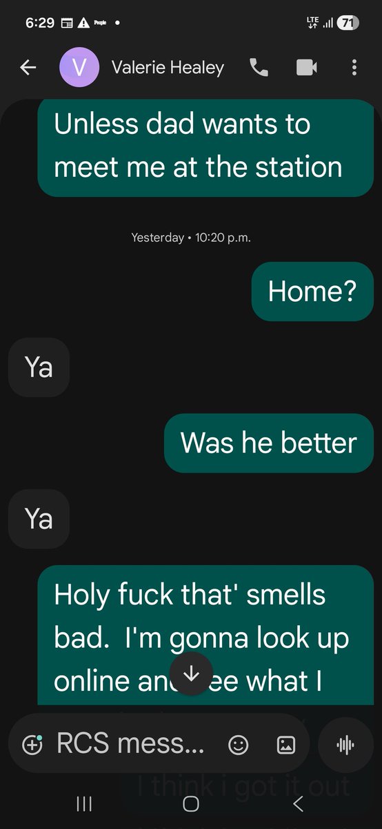 Laurie Healey tweet media