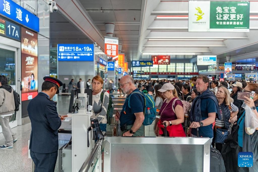 People's Daily, China tweet media