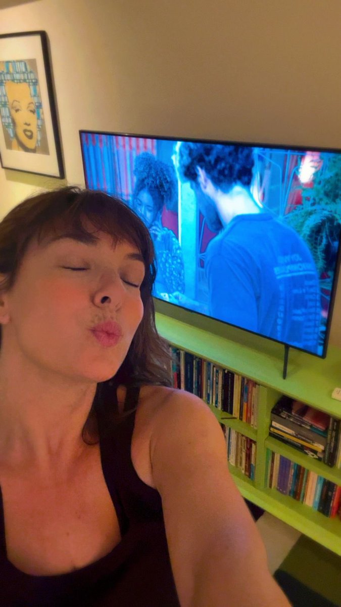 Regiane Alves tweet media