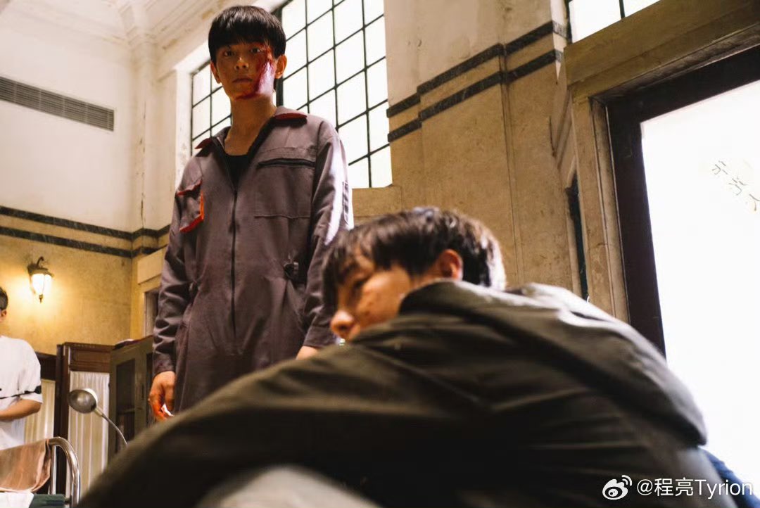 m0ch1_'s tweet photo. Game Start / Game of Identity director’s play of light and shadow was stunning 😍
.3.
#DingYuxi #ChenLun #GameofIdentity #GameStarts https://t.co/jSfVQtkhSh