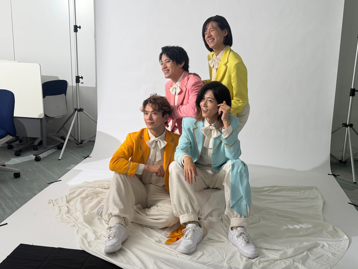 モナキ tweet media