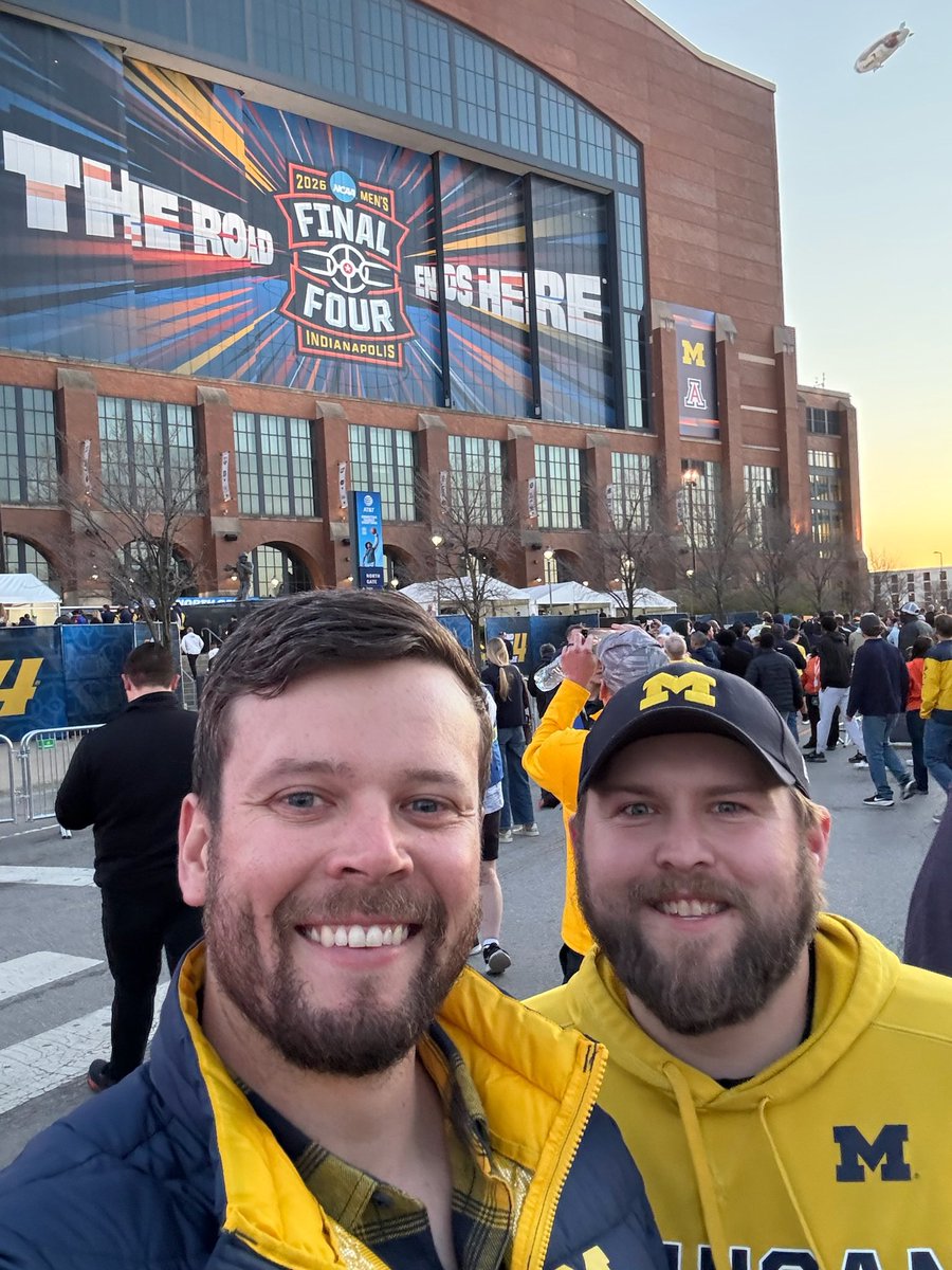 Erik Jones tweet media