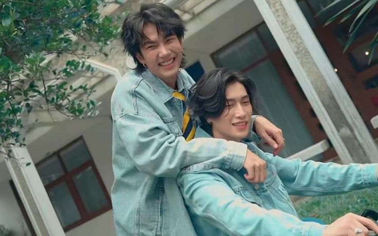 Eri_bubblelove's tweet image. Day 1038 ~ always waiting 🖤💙🫧

Time keeps moving, yet my heart never forgets where it belongs… always finding its way back to you, my forever safe place. 🥺🫂

#BibleBuild #ไบเบิ้ลบิว #bubbles