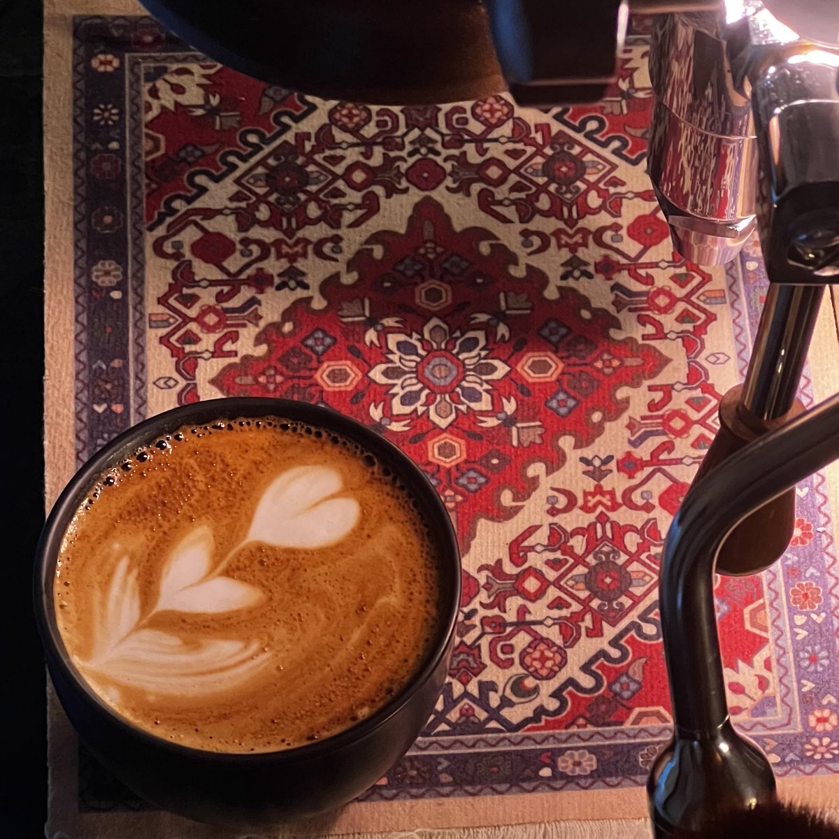 # مستعار مؤقتآ . .  tweet media