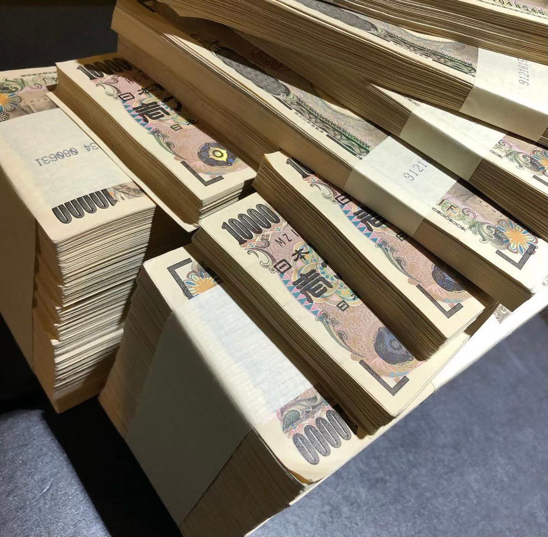 naruto_pre's tweet photo. おめでとうだってばよ🎉🎉

16:00に企画開始〜‼️ https://t.co/AW0Tj03WFe