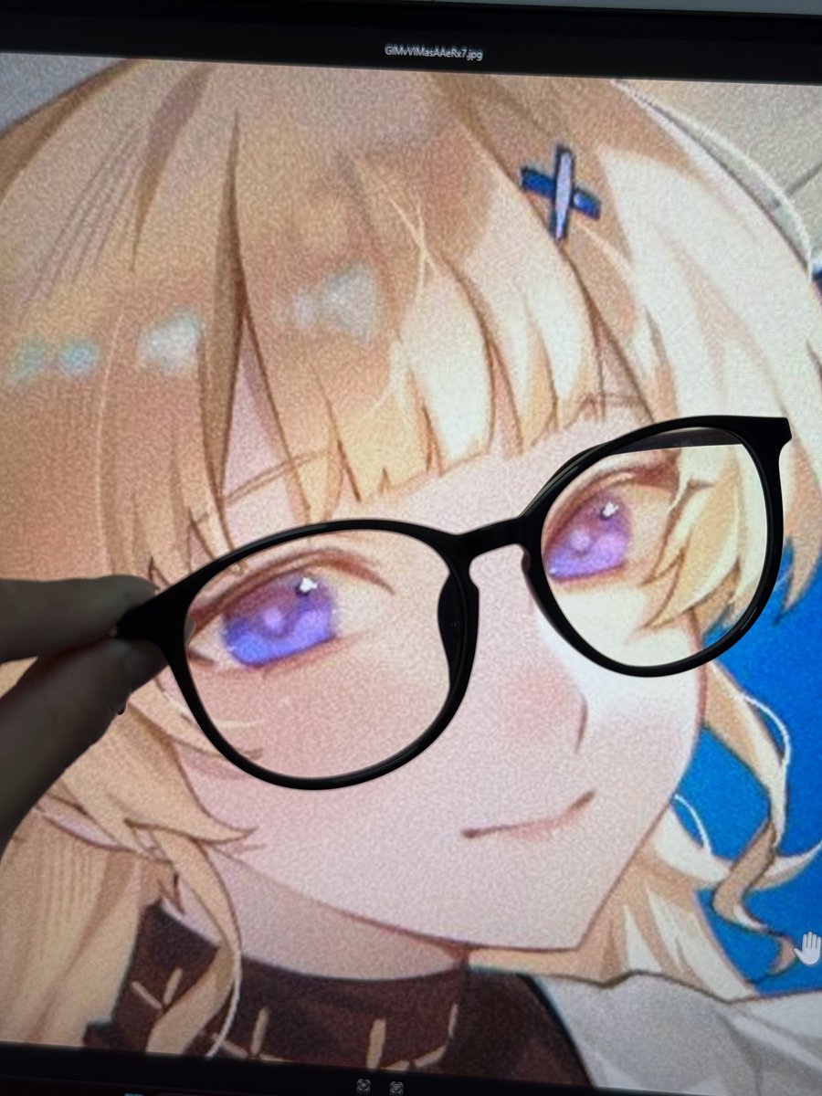 サギ tweet media