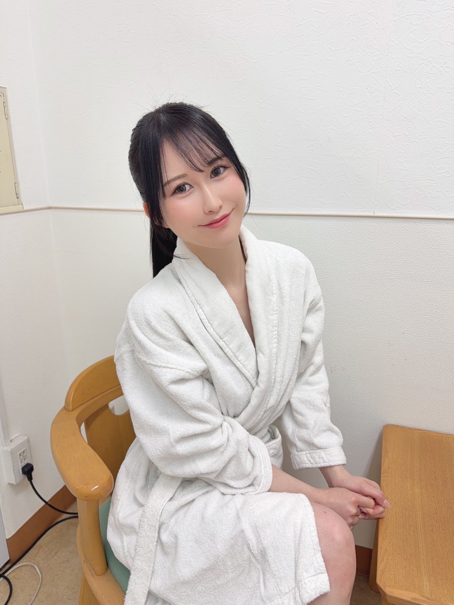 石野未夢 tweet media