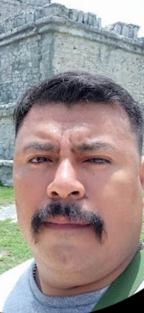 Emmanuel2088's tweet photo. @DanyFilth12 @_PonchoDeNigris Jajajaja ¡No puede ser! El descendiente número 1 de Moctezuma regresó, y volvio más desangelado y acedo que nunca. Está mentada de madre para el ojo humano me dijo “porte de delincuente”, ya no se si me estás insultando o confesando tus antecedentes penales. ¡Pobre pelagatos! https://t.co/QxD64bH4IM