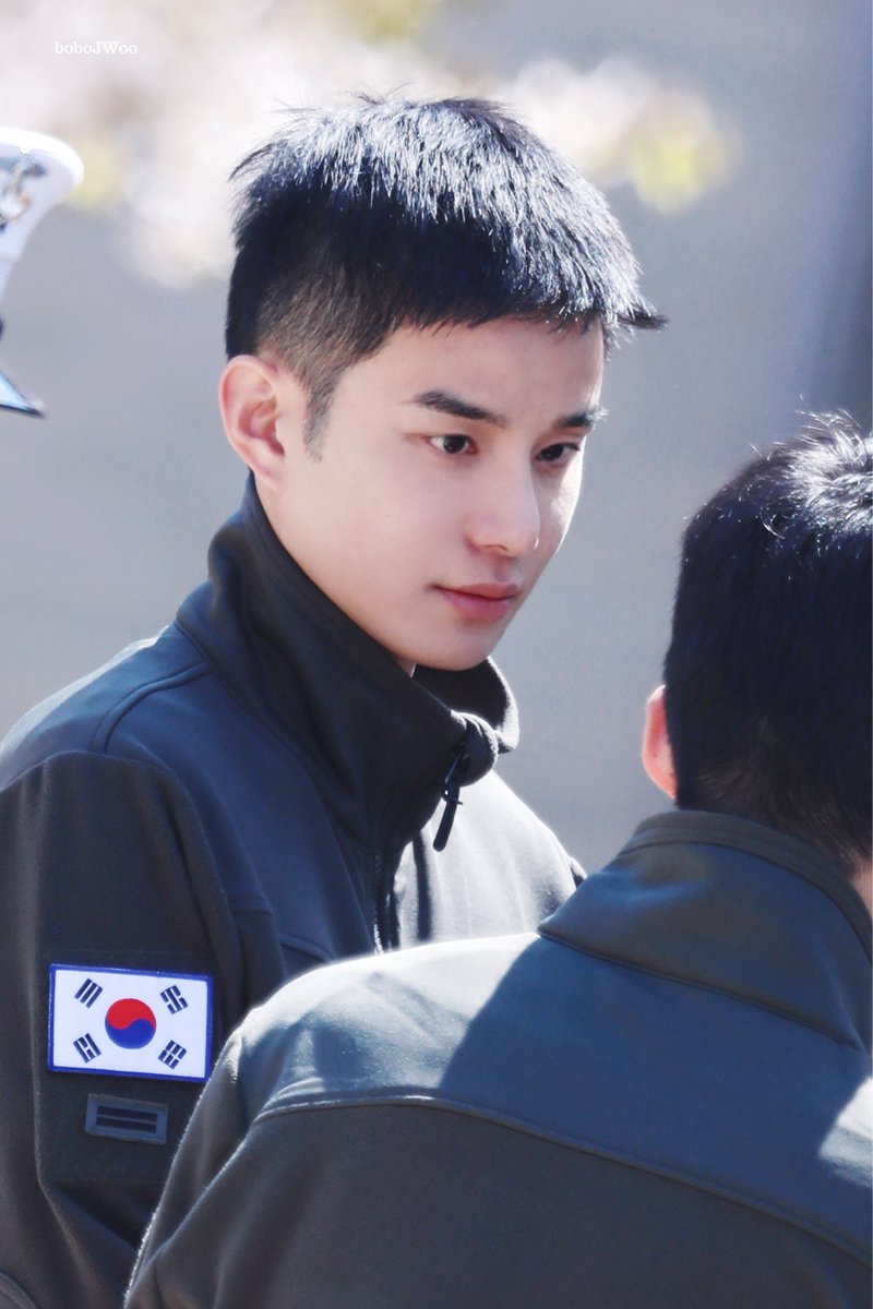 boboJWoo tweet media