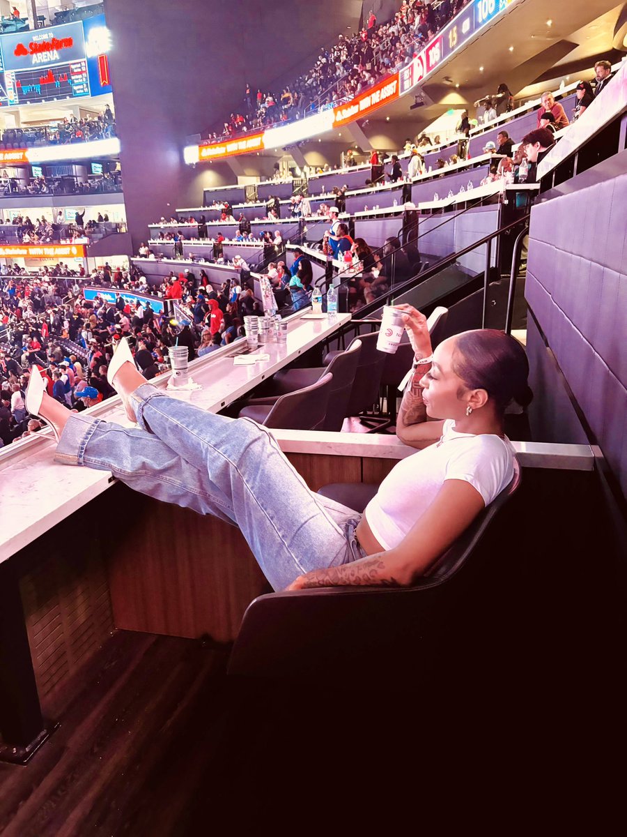 Unique 💙 tweet media