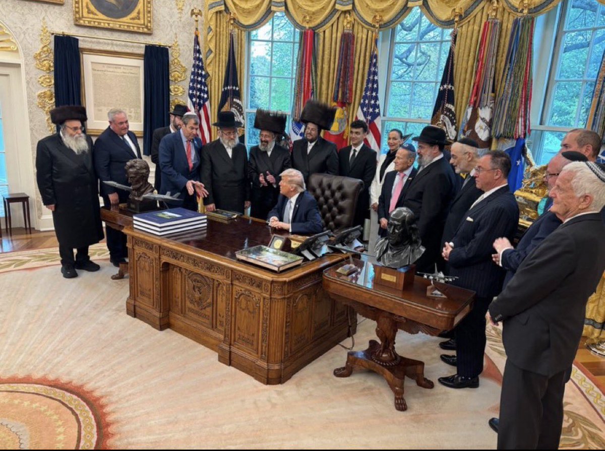 Kim Dotcom tweet media