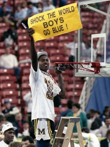 marshallchrisl's tweet photo. #GoBlue 〽️   1989 🤝 2026 https://t.co/O5w6NTDnJX