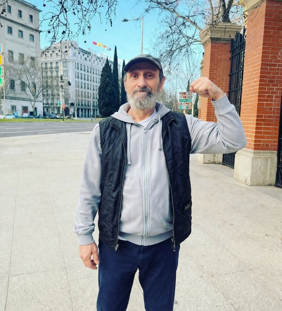 Llombarte tweet media