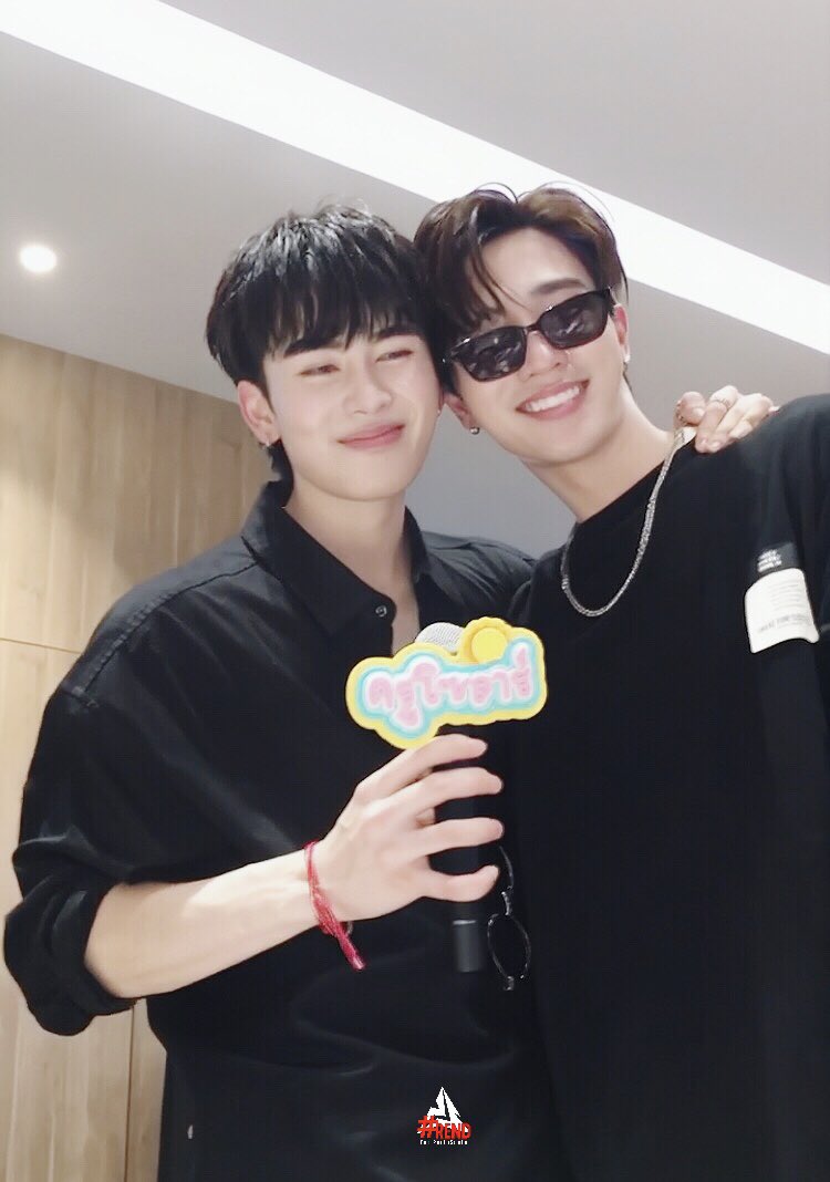 PERTHSANTA TRENDCLUB TH tweet media