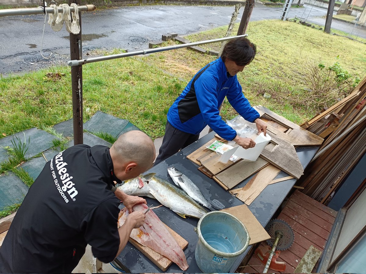 らのち tweet media