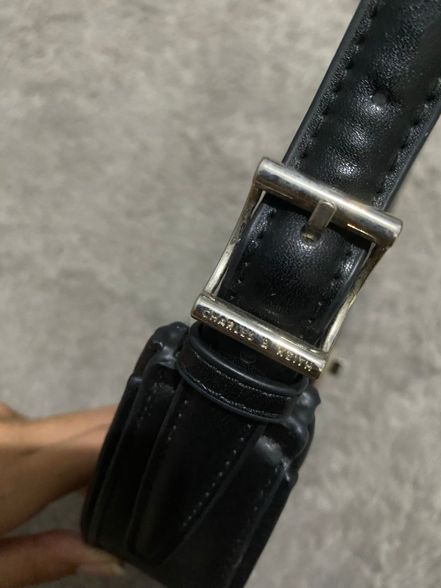 Unpadfess tweet media