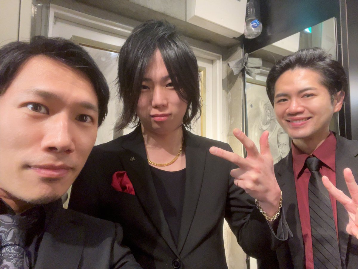 shoya_aihonten's tweet image. 4/7、こんにちは。

愛本店の翔也チャンネル、第360弾。

公開中です。

皆、見てね。

写真は少し前のもの。

京都の男児行方不明事件がトレンド入りしていますね。
最近、子どもの行方不明事件が多い気がする。

#翔也

ブラックすぎた新卒時代の話  #shorts youtube.com/shorts/eam8NNv… @YouTubeより