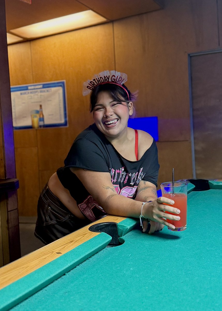 a3rrro's tweet image. late bday post 💞 #goldenyear