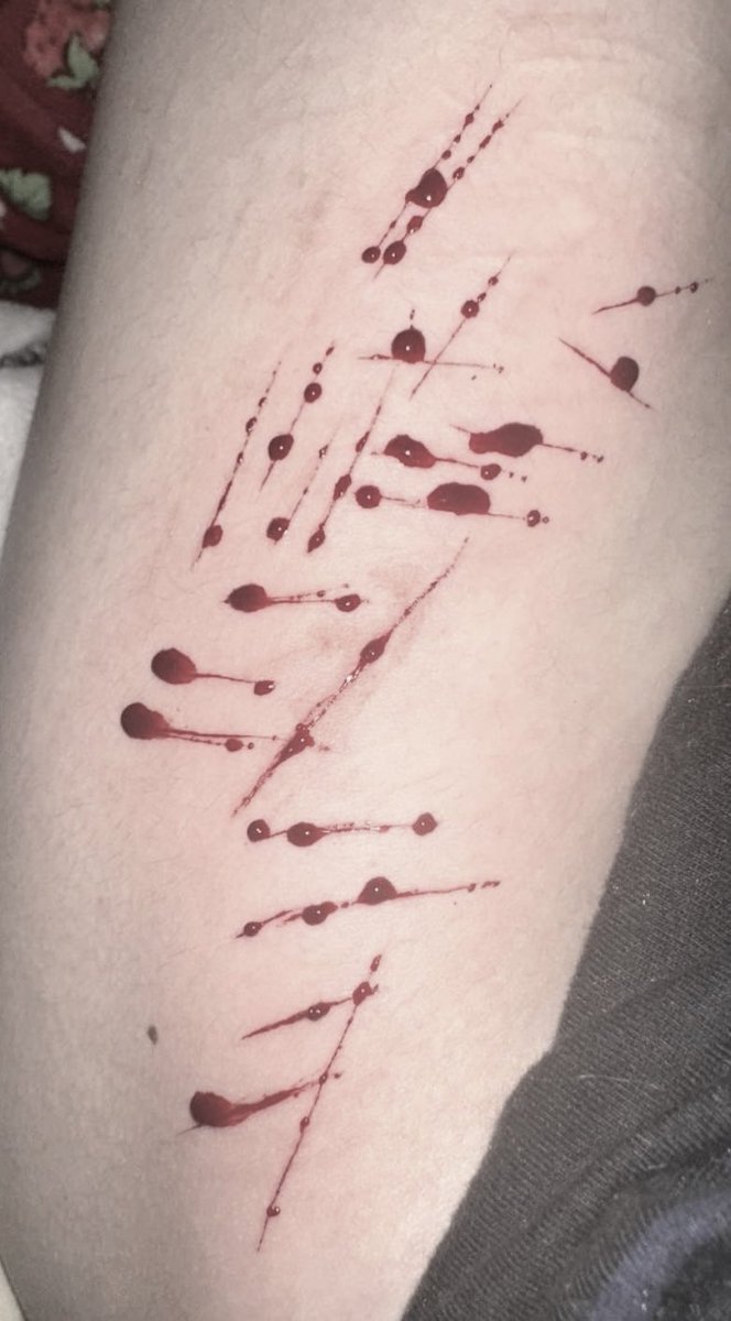 Flutter_bat28's tweet photo. Small styros :p

SFX MAKEUP 

#shtwt https://t.co/wNpvSvQhex