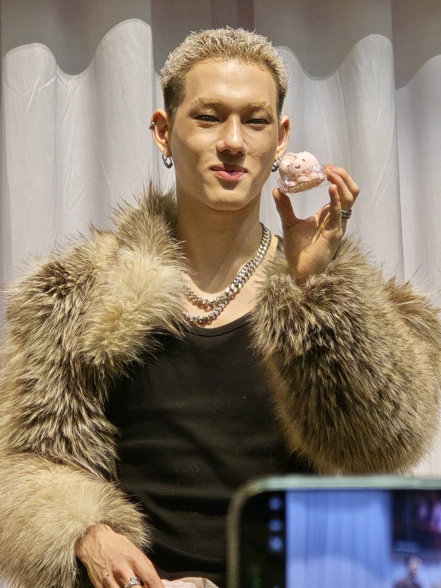 Kfriday日本公式 tweet media