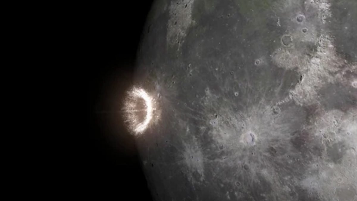 Noticiasvirtua2's tweet photo. 🚀 Los astronautas del Artemis II logran ver por primera vez en la historia dos meteoritos alrededor de la Luna, durante el "eclipse solar". #Internacionales #NVES #MisionArtemisII https://t.co/MOc9aBA0G1