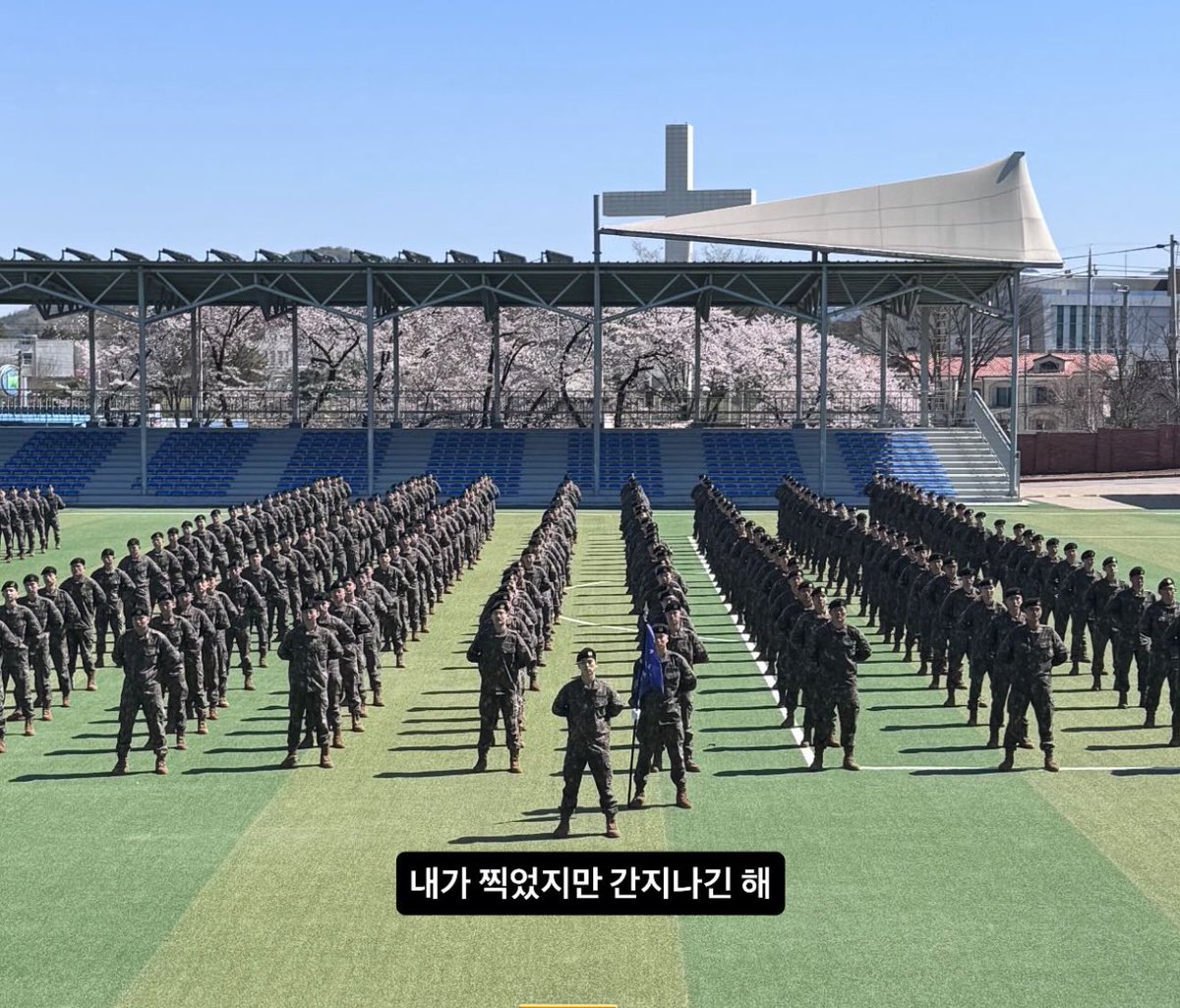ㅍ_ㅍ tweet media