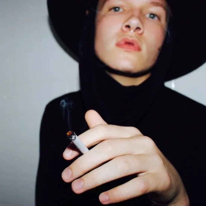 connor's cigarette pack tweet media