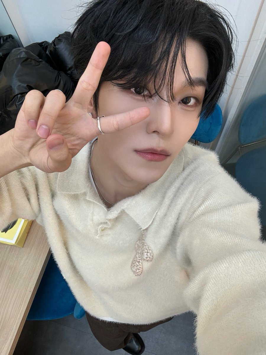 bunbun on fire ₊˚⊹♡ sevEN- (@cinnamonrapple) / Posts / X