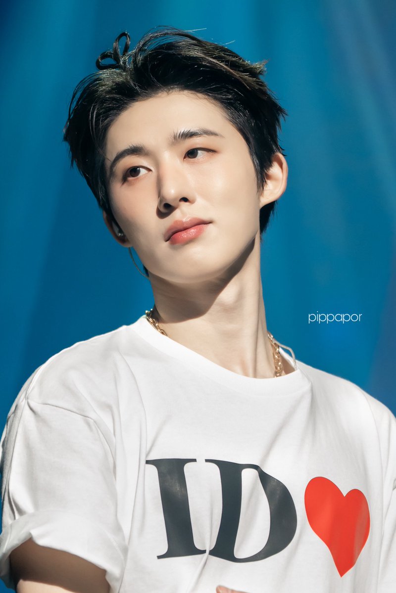 🐋bbice_🆔🥀 tweet media