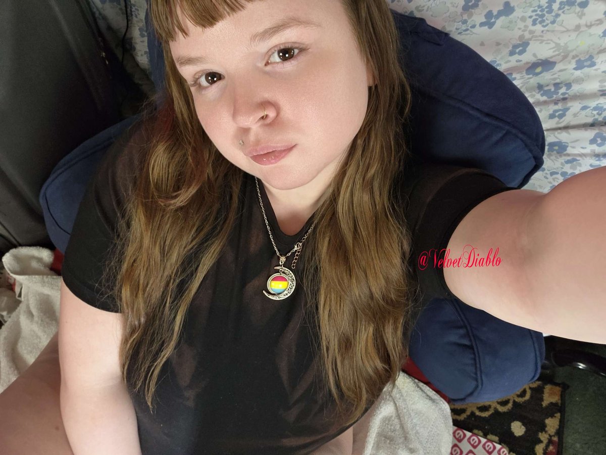 ⎛⎝🔥Vee🔥⎠⎞ tweet media