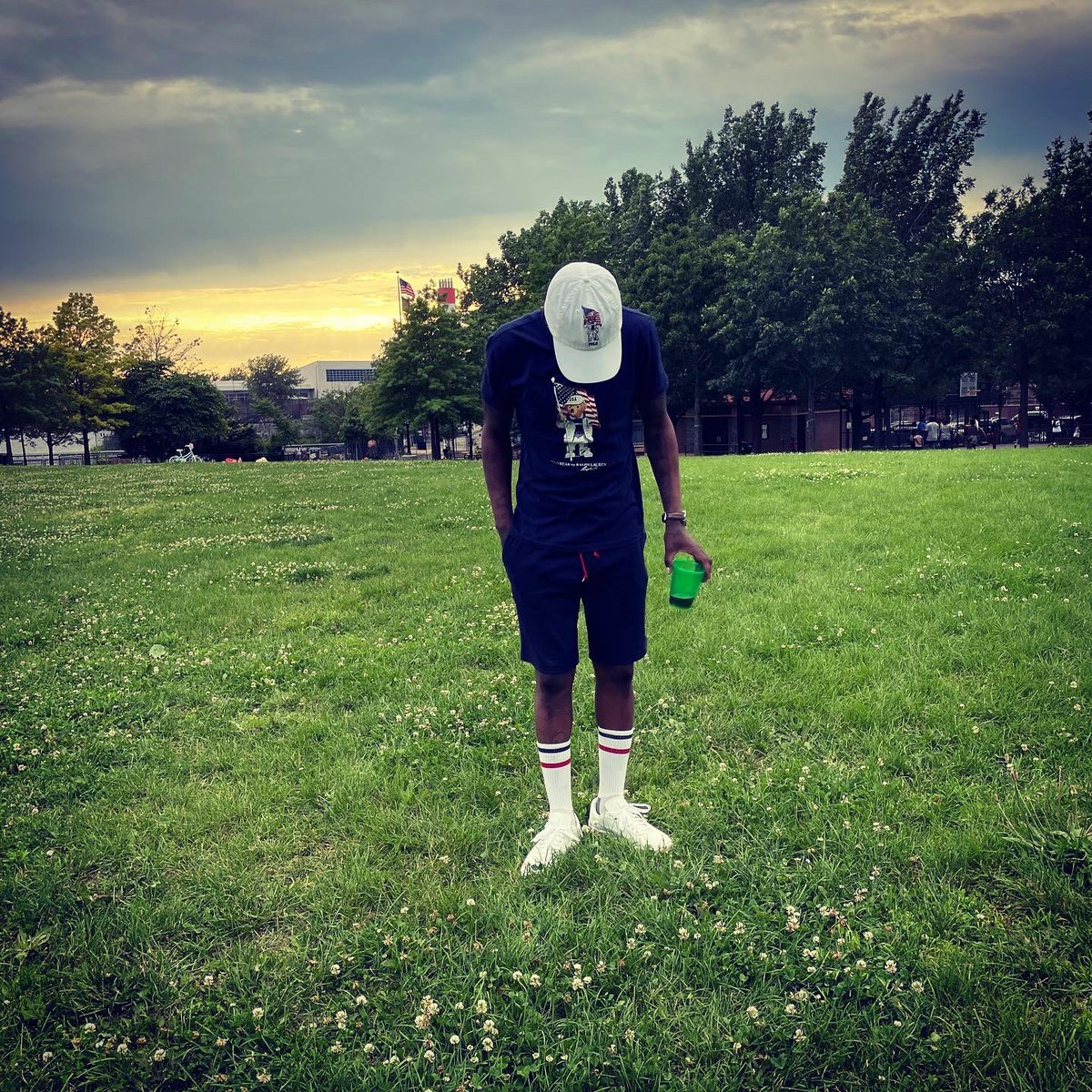 Joke Slanger, Laugh Pusher tweet media