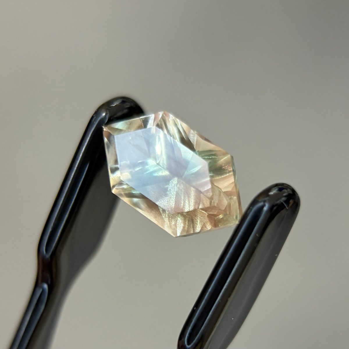 Bear Stone/Sunstone Japan tweet media