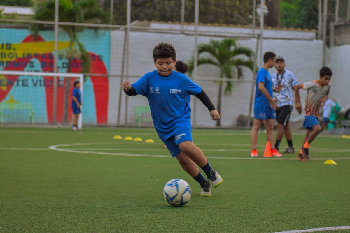 IMDER San Salvador tweet media