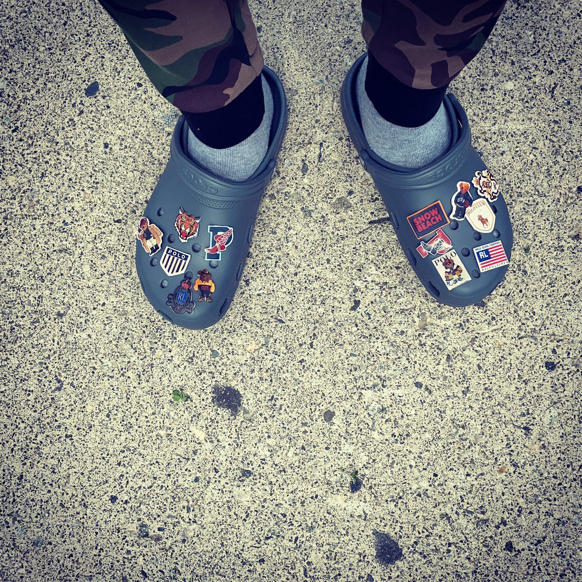 Joke Slanger, Laugh Pusher tweet media