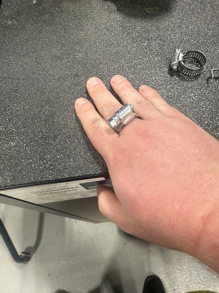 grundy rav4 era tweet media