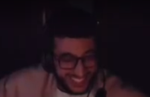 rdaa444369's tweet photo. Branchez vous sur les lives de Adam burger vous allez rigolez tout le long c trop 😂😂😂
https://t.co/H4cCjgKKtf https://t.co/8nTLf48JbF