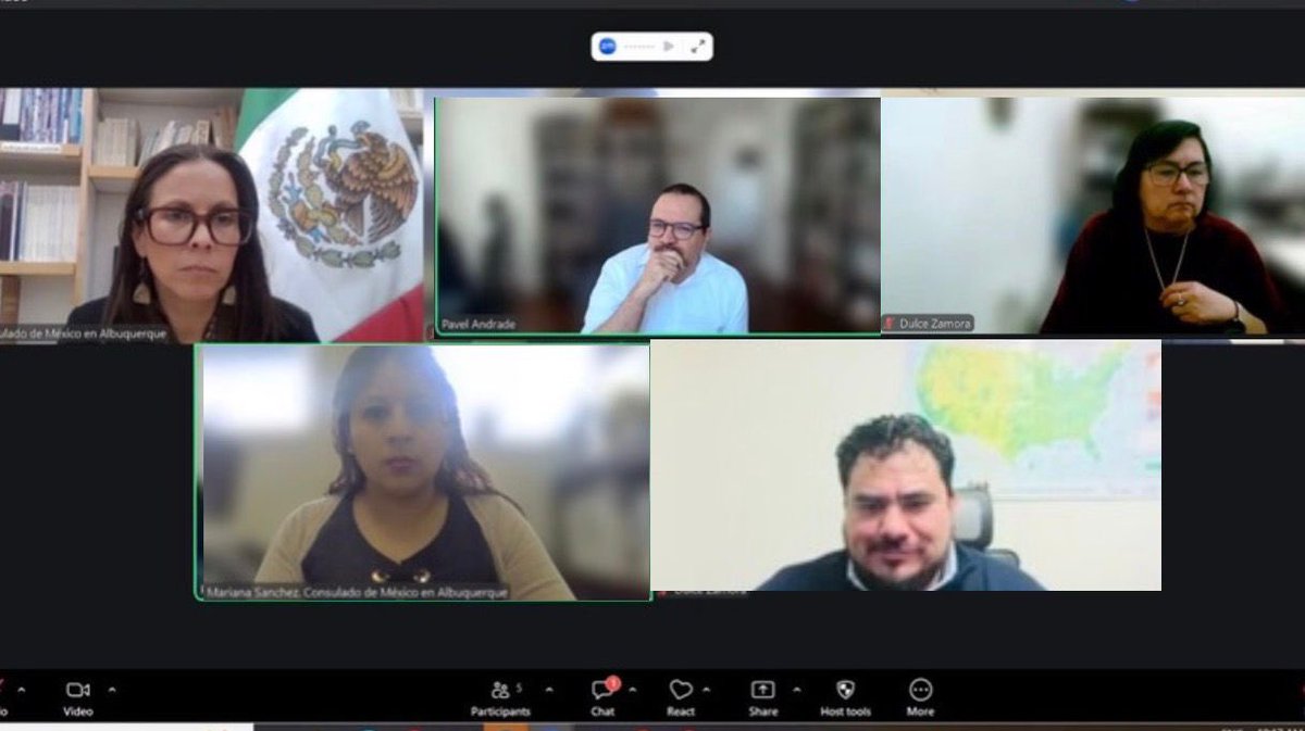 ConsulMexAlb's tweet image. Hoy, #Lubbock, Texas

Reunión entre el Dr. Pavel Andrade, destacado académico  mexicano en @TexasTech, y la Cónsul Titular Patricia Pinzón (@patriciapinzon), junto con el equipo de atención a comunidades mexicanas.

Se dialogó sobre nuevas oportunidades de colaboración académica