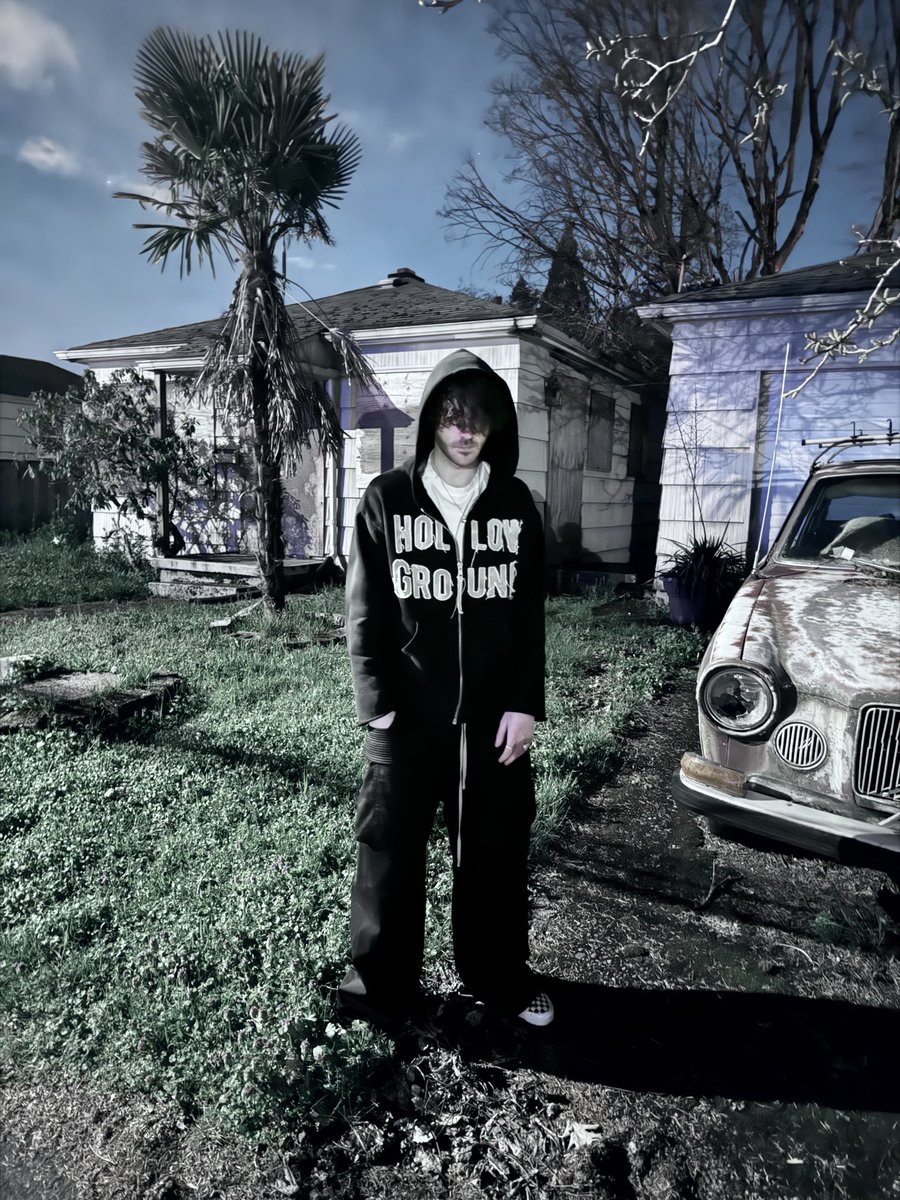 thevvsphantom's tweet photo. SLICKBOY VIDEO DROPPING SOON https://t.co/dN25w752IZ