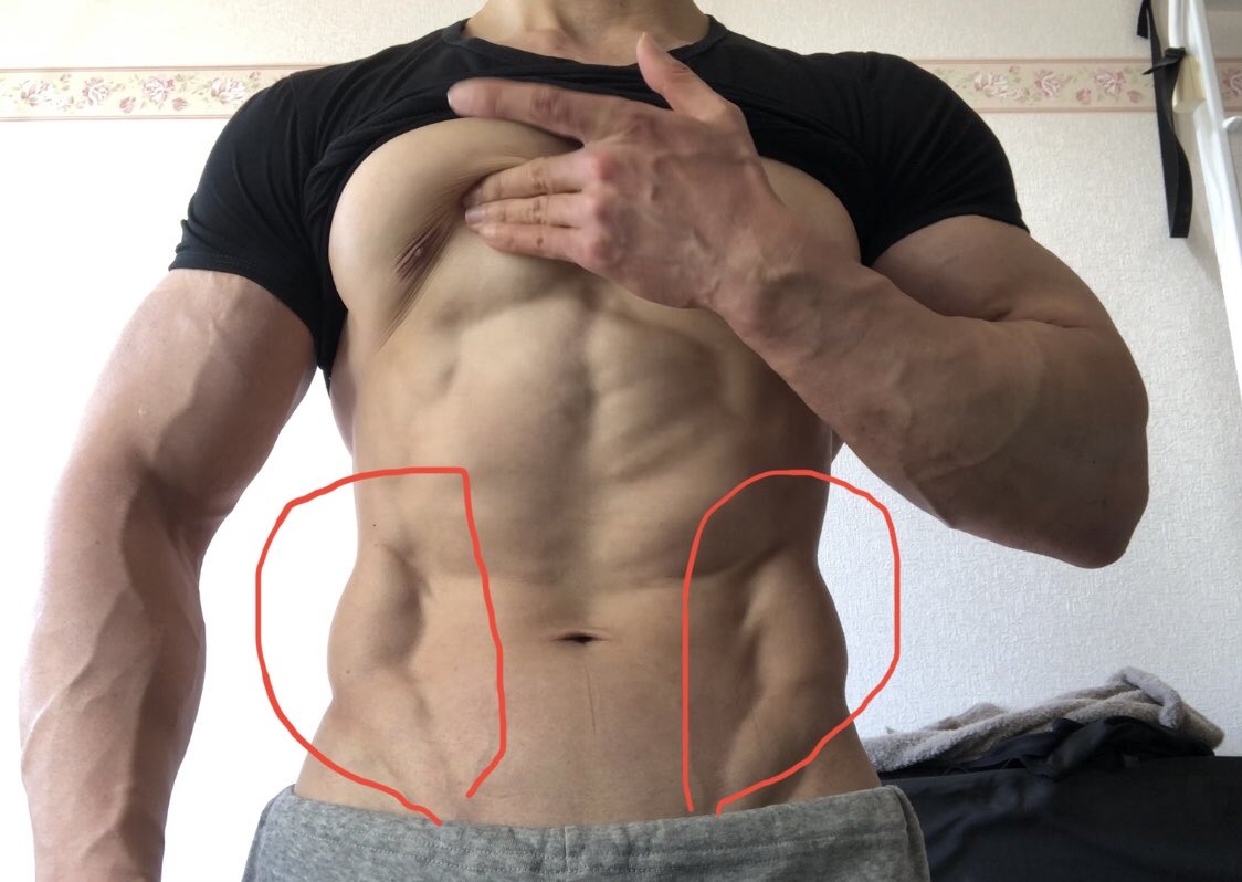 童帝＠三角様のコスしてる人　「神奈川サンカク」 tweet media