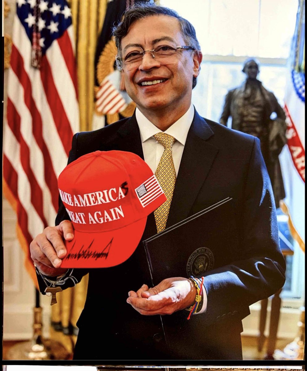 Gustavo Petro tweet media