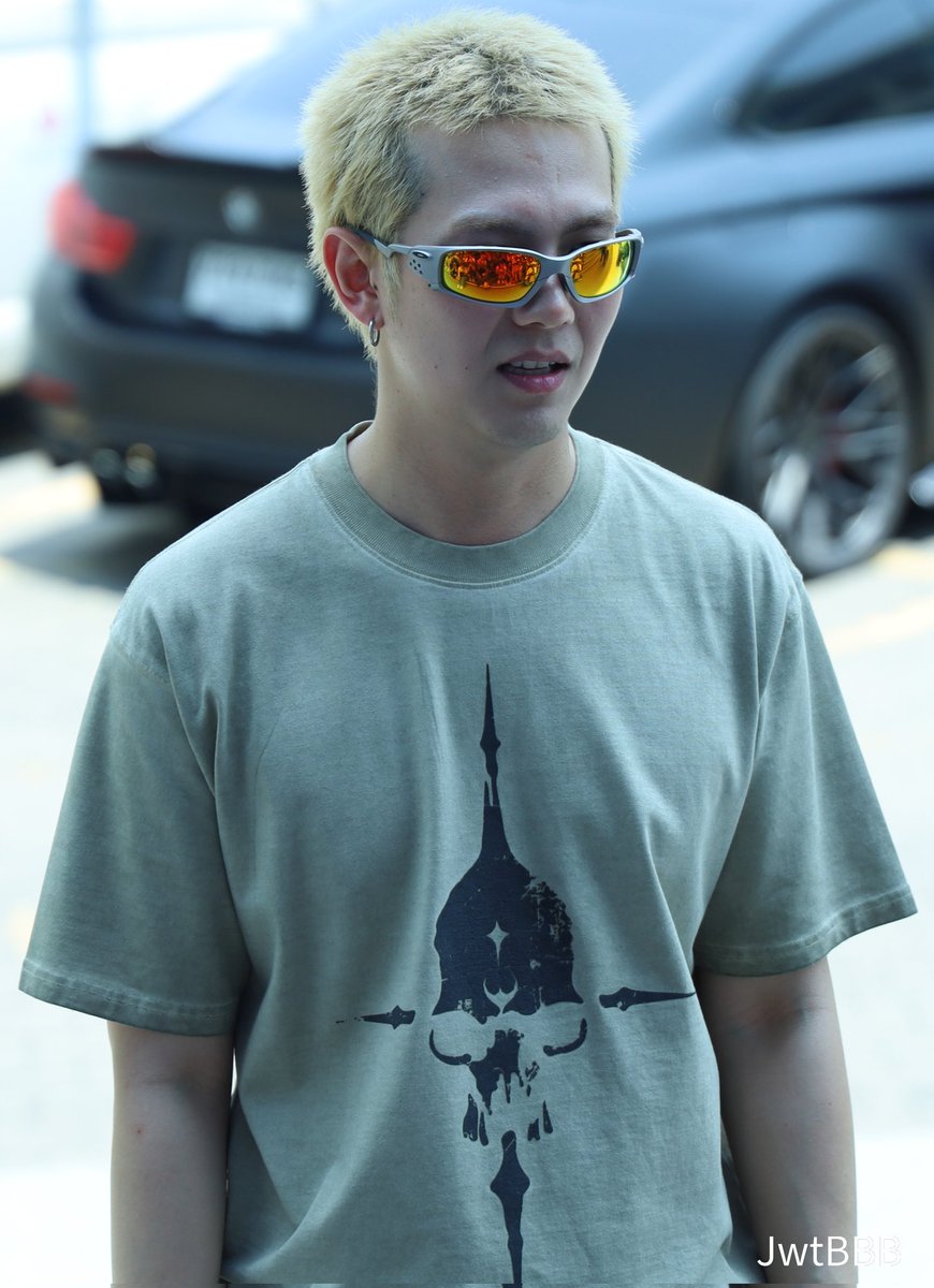 JwtB(uild)B(utter)B(ear) 🌟⭐️ 😍 tweet media