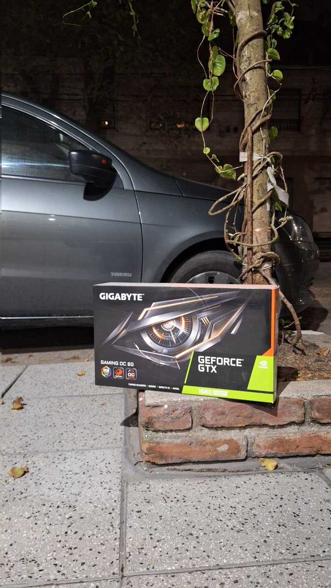 More 🌌🌠 tweet media