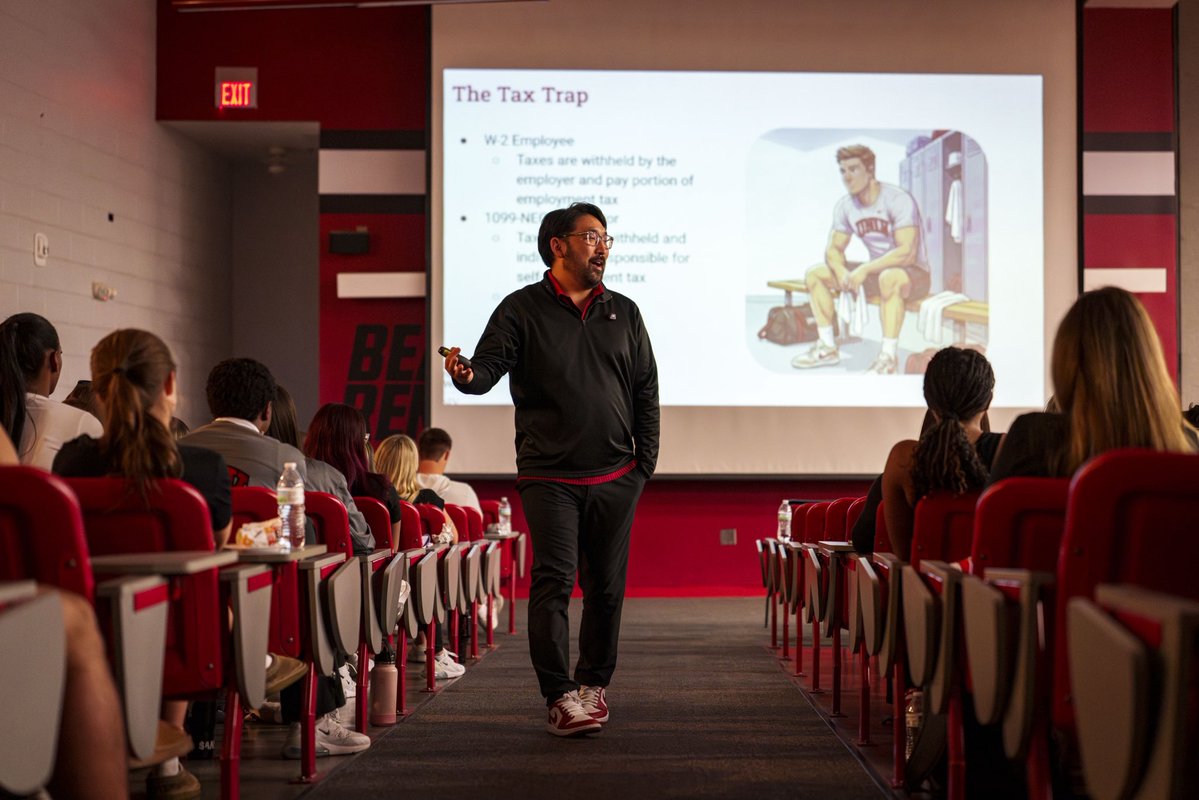 UNLV Athletics tweet media