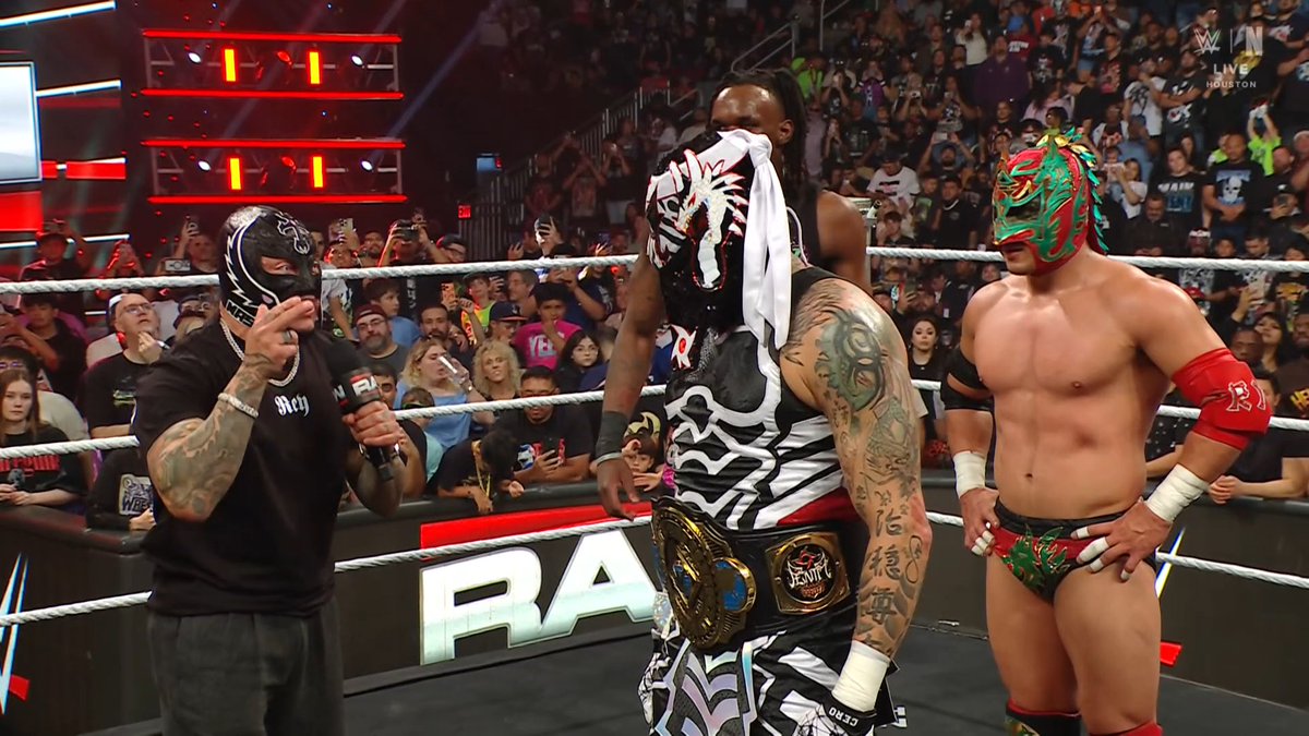 LuigiWrestling tweet media