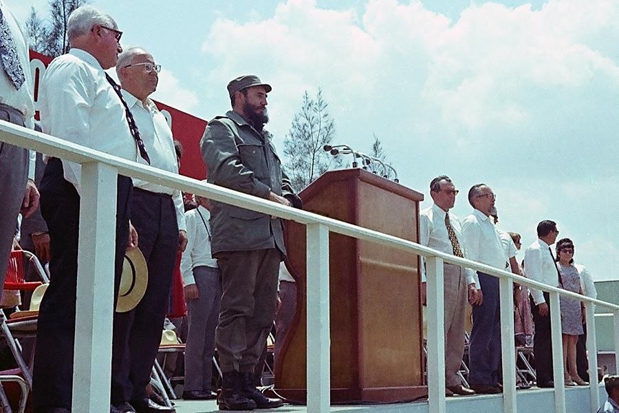 #100AñosConFidel
Fidel pronuncia discurso en el acto de masas efectuado en la Ciudad de Santa Clara en saludo a la visita del compañero Gustav Husak, Secretario General del Partido Comunista de Checoslovaquia y la delegación que preside, el 6 de abril de 1973.
#VillaClaraConTodos