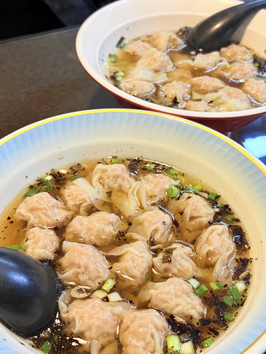 早八去死 tweet media