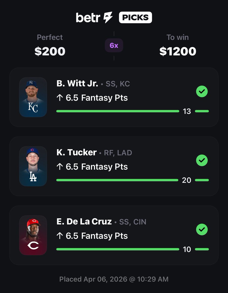 Prop Geek Zeke tweet media