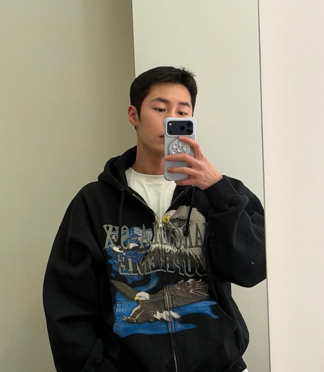 Jaewook. tweet media